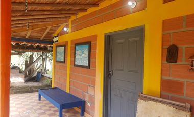 HG-460-Casa Campestre-Santa Elena-V.El Plan-Sector Los Rubios