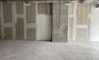 ARRIENDO Local Comercial de 126,52 m2, Metro Manuel Montt,