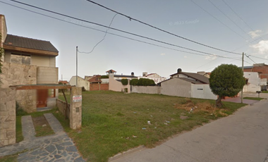 Lote de terreno de 10 Mts. de frente x 23.75 Mts. de fondo