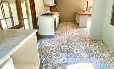 Rebajada Oportunidad 2 casas Excelente ubicación Calera de Tango170+110/5022mtrs2