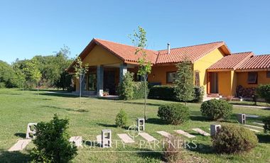 Casa en condominio cercana a colegios, hospitales y centros comerciales