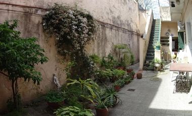 Casa de 6 ambientes en Venta en Caballito