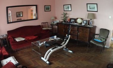 Casa de 6 ambientes en Venta en Caballito