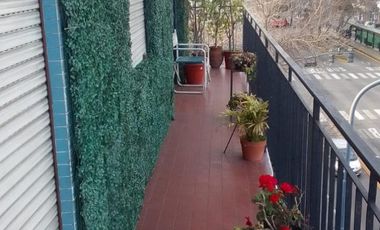 Amplio Departamento 3 Ambientes c/ balcon