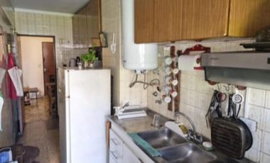 Amplio Departamento 3 Ambientes c/ balcon