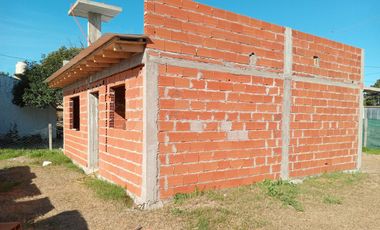 DEPARTAMENTO EN POZO 3 AMBIENTES COCHERA PATIO PARRILLA