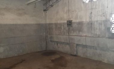 Galpon 700 m2 2 plantas  s/ Av. Eva Peron - Zonif. ID