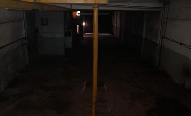 Galpon 700 m2 2 plantas  s/ Av. Eva Peron - Zonif. ID