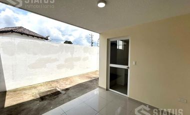 Venta de casa Sector La Armenia, cerca del reservorio