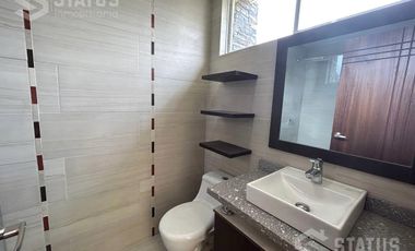 Venta de casa Sector La Armenia, cerca del reservorio