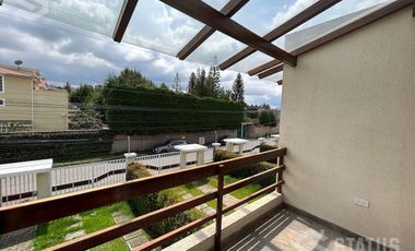 Venta de casa Sector La Armenia, cerca del reservorio