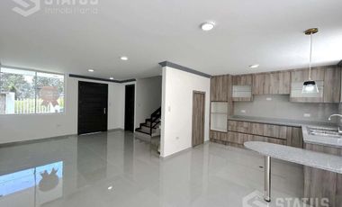 Venta de casa dentro de conjunto – Sector La Armenia 2 - ¡Aplica al crédito VIP o Miti-Miti!