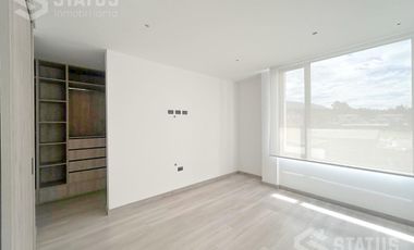 Venta de casa esquinera, Sector La Armenia II