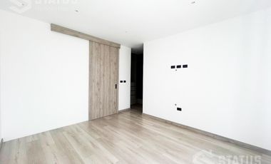 Venta de casa esquinera, Sector La Armenia II