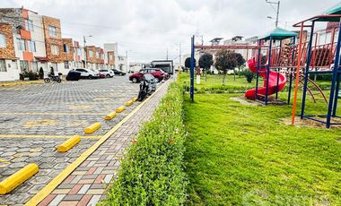 Venta de casa, Sector Calderón