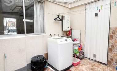 Venta de casa, Sector Calderón