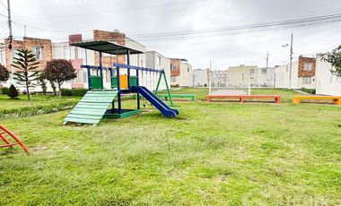 Venta de casa, Sector Calderón