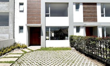 Venta de casa Sector Conocoto en Urbanización.