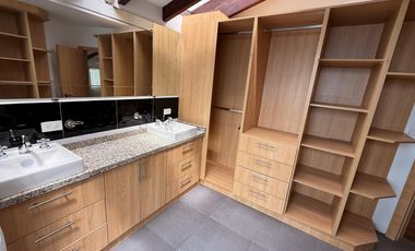 VENTA Casa 300 m2, 5 dormitorios, San Isidro del Inca