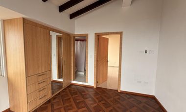 VENTA Casa 300 m2, 5 dormitorios, San Isidro del Inca