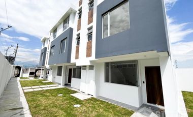 Venta de casa, Sector Sangolquí ¡Aplica crédito VIP o Miti-Miti!