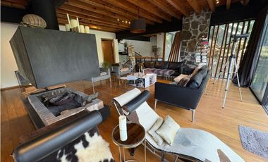 Casa en Renta y Venta en Avándaro Valle de Bravo