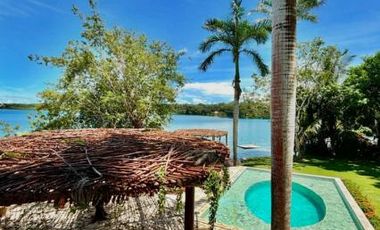 Villa Patos: Complejo vacacional frente a la laguna de Xul-Ha con 6 villas y muelle privado