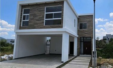 Hermosa casa totalmente nueva en Alamo sur (oportunidad)