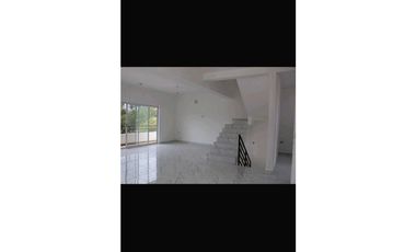 Hermosa casa totalmente nueva en Alamo sur (oportunidad)