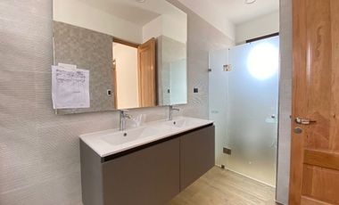 Venta de casa nueva en condominio Pirque sector Los Silos