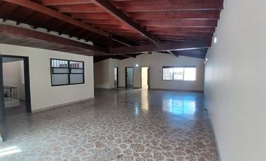 🏡 OFICINA EN ARRIENDO UBICADA EN MEDELLÍN SECTOR LAURELES
