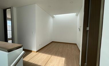 Renta - Exclusiva Casa De 2 Niveles en Cota, Cundinamarca