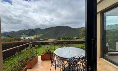 Venta de espectacular casa en conjunto Casa de Campo, La Calera.