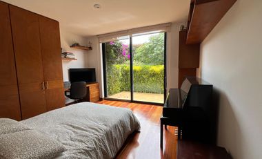 Venta de espectacular casa en conjunto Casa de Campo, La Calera.