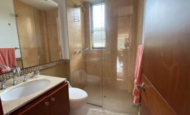 Venta de espectacular casa en conjunto Casa de Campo, La Calera.