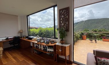 Venta de espectacular casa en conjunto Casa de Campo, La Calera.