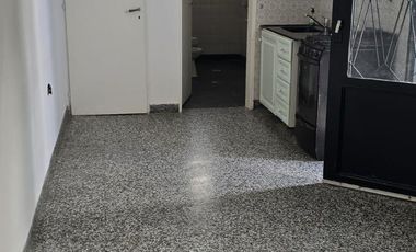 ALQUILER Monoambiente, Centro Este,  Mitre al 1100 Neuquén