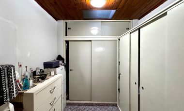 Casa tres ambientes, calle Santa Fe 1225, San Antonio de Padua Norte