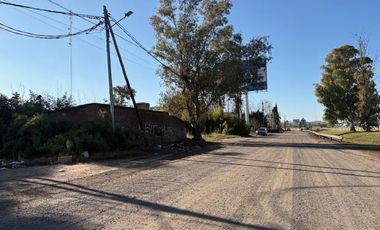 Terreno en  esquina s/Colectora y frente a tres calles