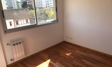 Departamento - Olivos-Vias/Rio