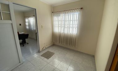 Galpón en  Venta