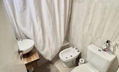 Impecable departamento en venta con TERRAZA y PATIO  PRIVADO!!
