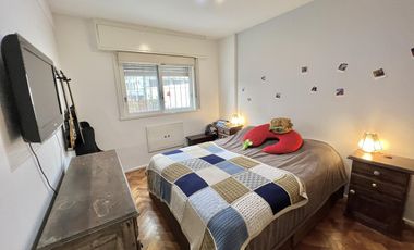 Impecable departamento en venta con TERRAZA y PATIO  PRIVADO!!