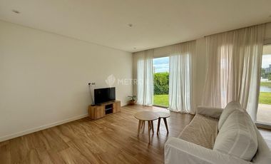 Casa en Alquiler a la Laguna  Amoblada Puertos del Lago