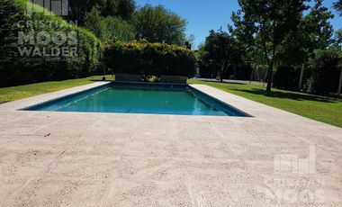 Casa en venta  Benavidez