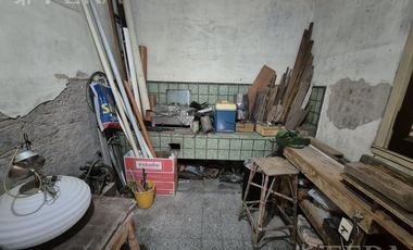 Venta de Casa 4 ambientes con Patio y Parrilla en Bernal Oeste