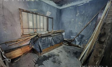 Venta de Casa 4 ambientes con Patio y Parrilla en Bernal Oeste
