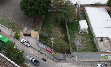 Terreno comercial en esquina en renta sobre Av. Juan Pablo II Zapopan