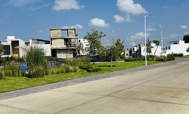 Terreno en Venta en Valle Imperial - Maples Uno Lote 17