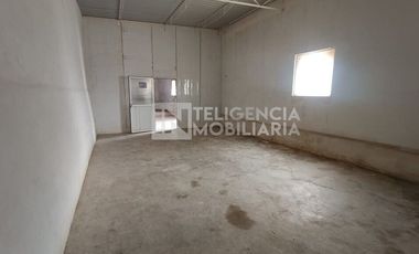 BODEGA EN RENTA UBICADA EN HUEXOTLA